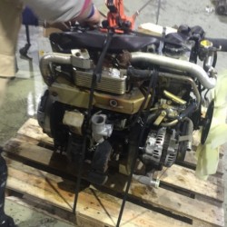 Motor mitsubishi canter...